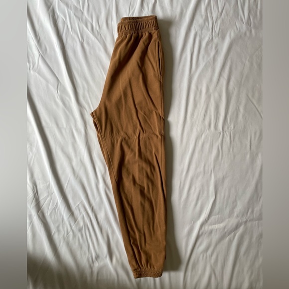 12th Tribe| Billie Sweatpants - Picture 4 of 5